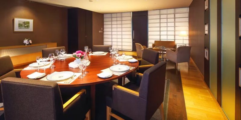 Dining DEUX MIL（ドゥ ミル）／東京ドームホテルの個室