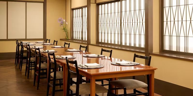 名古屋浅田／JRセントラルタワーズ12階のテーブル席の個室