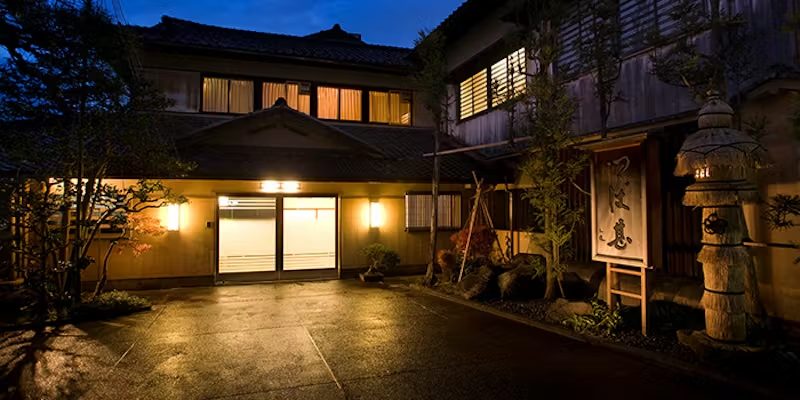 つば甚の外観
