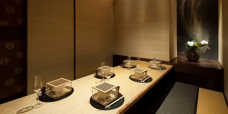 個室和食 東山 東京駅前店の個室