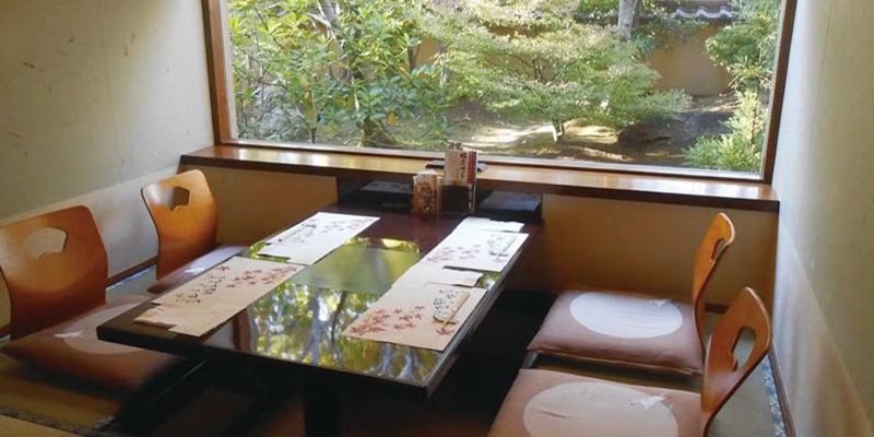 梅の花 熊本店の個室