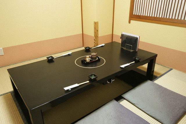 割烹 むら山の個室